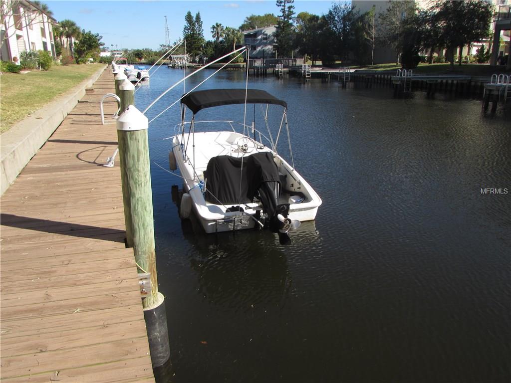 326 MOORINGS COVE DRIVE, TARPON SPRINGS, Florida 34689, 3 Bedrooms Bedrooms, 6 Rooms Rooms,2 BathroomsBathrooms,Residential,For sale,MOORINGS COVE,U7847239