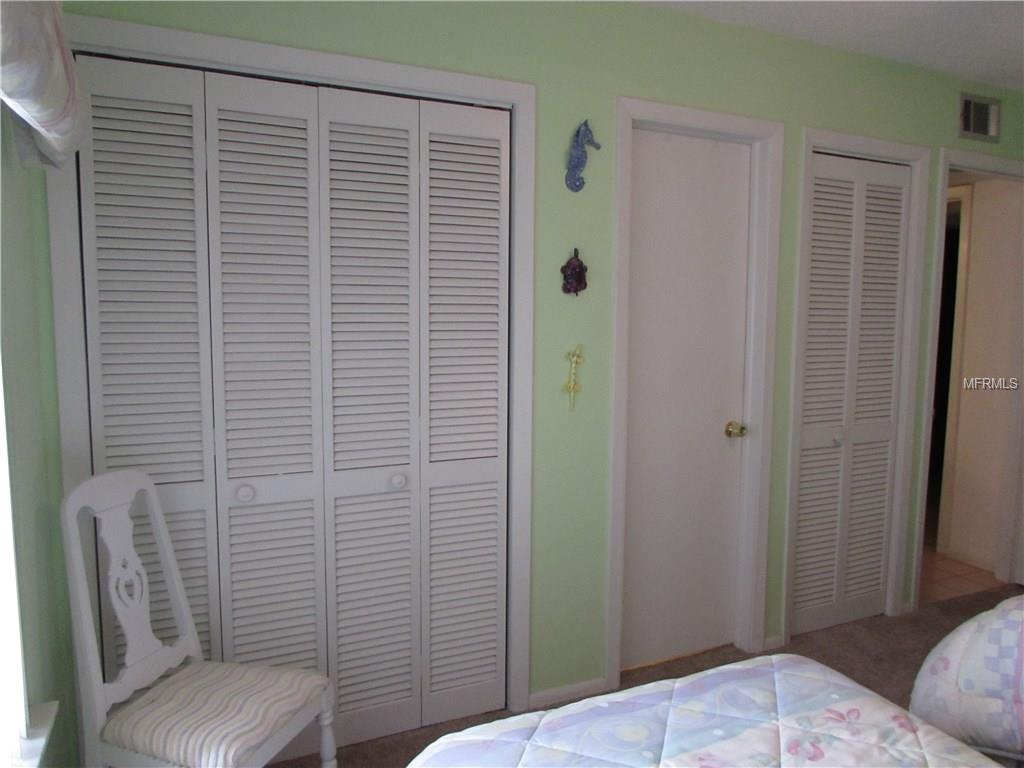 326 MOORINGS COVE DRIVE, TARPON SPRINGS, Florida 34689, 3 Bedrooms Bedrooms, 6 Rooms Rooms,2 BathroomsBathrooms,Residential,For sale,MOORINGS COVE,U7847239