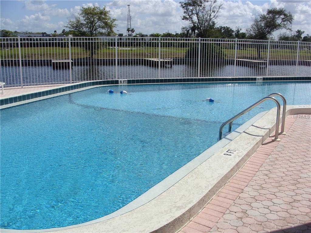 326 MOORINGS COVE DRIVE, TARPON SPRINGS, Florida 34689, 3 Bedrooms Bedrooms, 6 Rooms Rooms,2 BathroomsBathrooms,Residential,For sale,MOORINGS COVE,U7847239