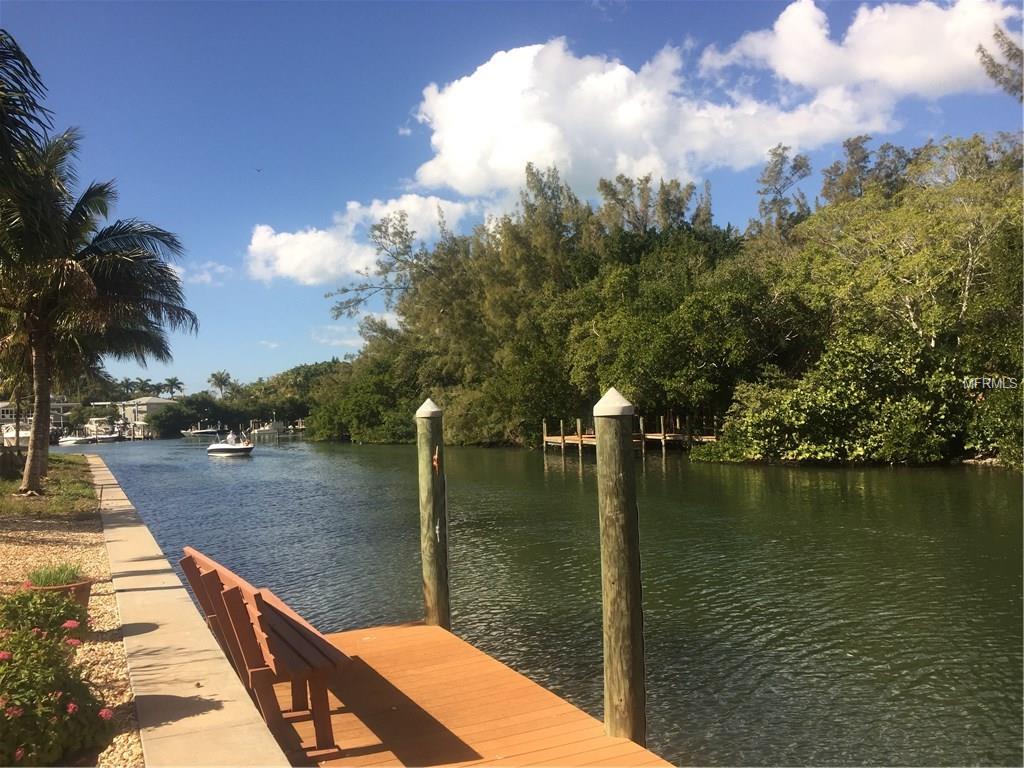 651 EMERALD HARBOR DRIVE, LONGBOAT KEY, Florida 34228, 3 Bedrooms Bedrooms, 6 Rooms Rooms,3 BathroomsBathrooms,Residential,For sale,EMERALD HARBOR,A4182767