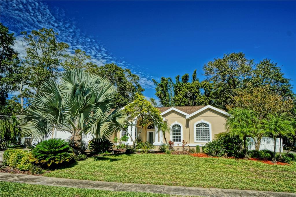 2666 CRYSTAL CIRCLE, DUNEDIN, Florida 34698, 4 Bedrooms Bedrooms, 9 Rooms Rooms,3 BathroomsBathrooms,Residential,For sale,CRYSTAL,U7834455