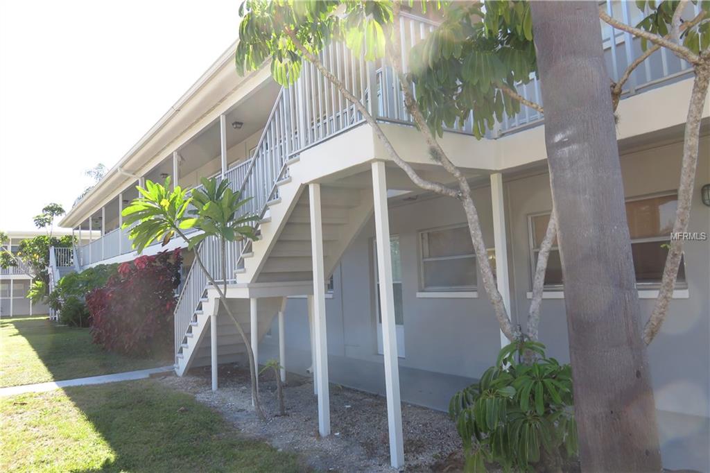 5900 5TH AVENUE N, ST PETERSBURG, Florida 33710, 2 Bedrooms Bedrooms, 6 Rooms Rooms,1 BathroomBathrooms,Residential,For sale,5TH,U7836584