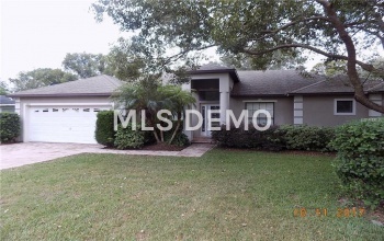 27637 LISA DRIVE, TAVARES, Florida 32778, 4 Bedrooms Bedrooms, 3 Rooms Rooms,2 BathroomsBathrooms,Residential,For sale,LISA,O5546780