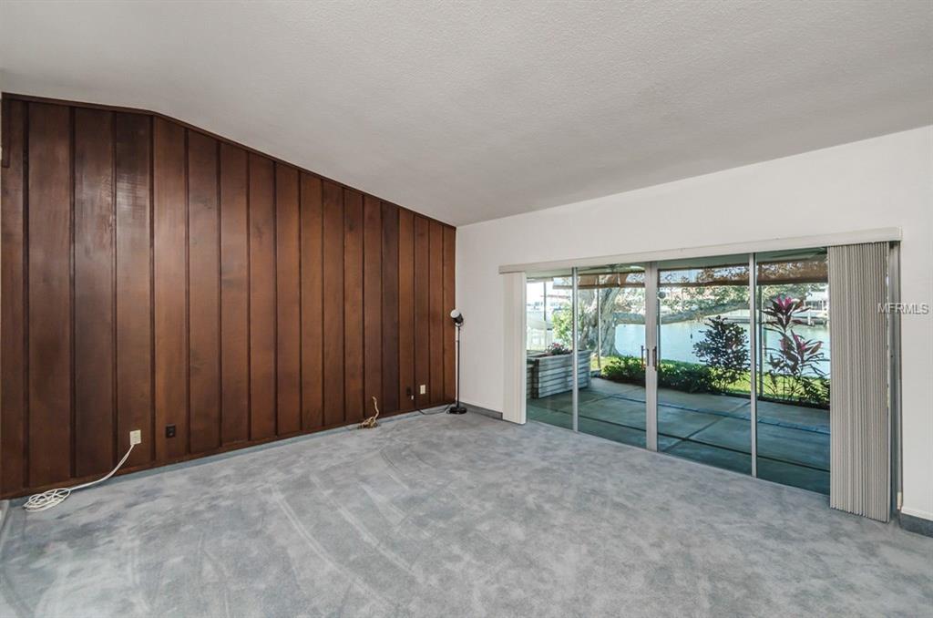 11675 GROVE STREET, SEMINOLE, Florida 33772, 3 Bedrooms Bedrooms, 7 Rooms Rooms,2 BathroomsBathrooms,Residential,For sale,GROVE,U7843699