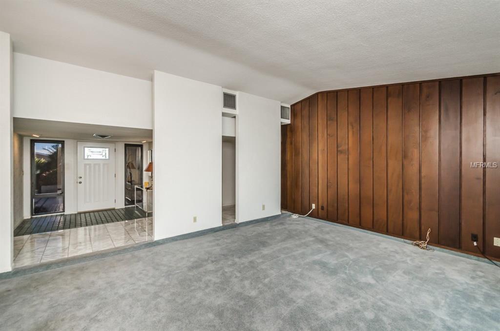 11675 GROVE STREET, SEMINOLE, Florida 33772, 3 Bedrooms Bedrooms, 7 Rooms Rooms,2 BathroomsBathrooms,Residential,For sale,GROVE,U7843699