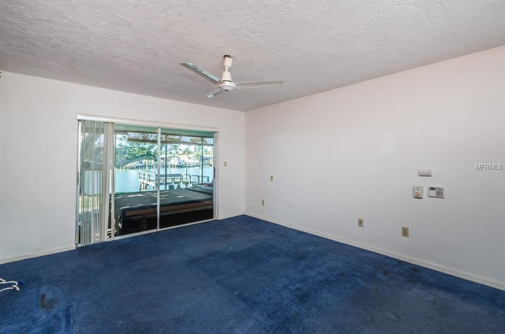 11675 GROVE STREET, SEMINOLE, Florida 33772, 3 Bedrooms Bedrooms, 7 Rooms Rooms,2 BathroomsBathrooms,Residential,For sale,GROVE,U7843699