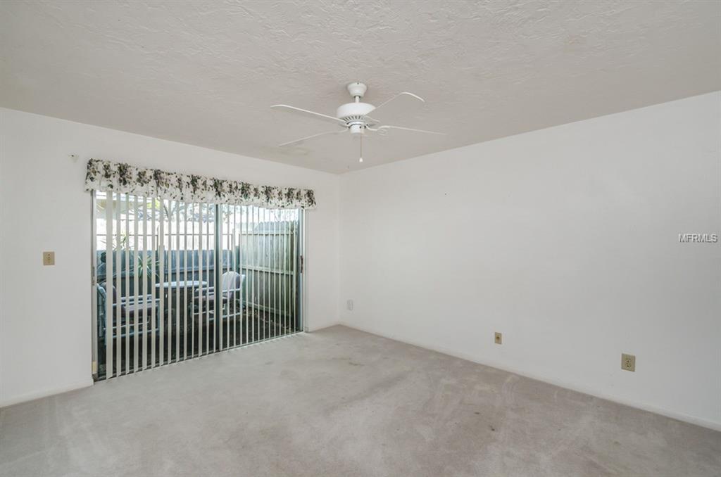 11675 GROVE STREET, SEMINOLE, Florida 33772, 3 Bedrooms Bedrooms, 7 Rooms Rooms,2 BathroomsBathrooms,Residential,For sale,GROVE,U7843699