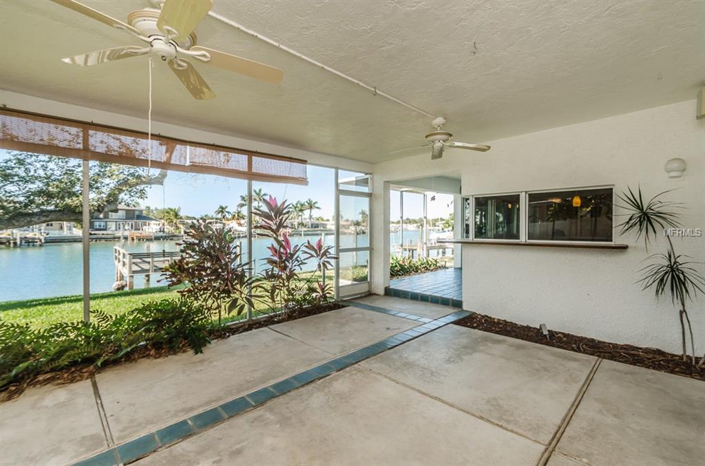 11675 GROVE STREET, SEMINOLE, Florida 33772, 3 Bedrooms Bedrooms, 7 Rooms Rooms,2 BathroomsBathrooms,Residential,For sale,GROVE,U7843699