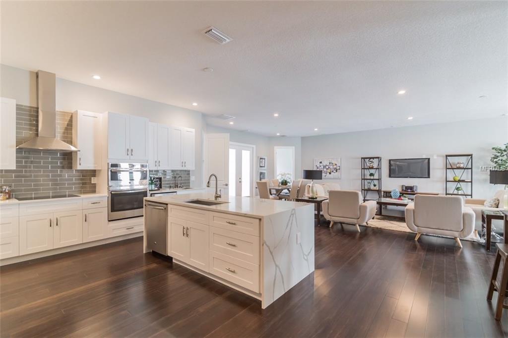 1219 W HARVARD STREET, ORLANDO, Florida 32804, 4 Bedrooms Bedrooms, 10 Rooms Rooms,3 BathroomsBathrooms,Residential,For sale,HARVARD,O5557713