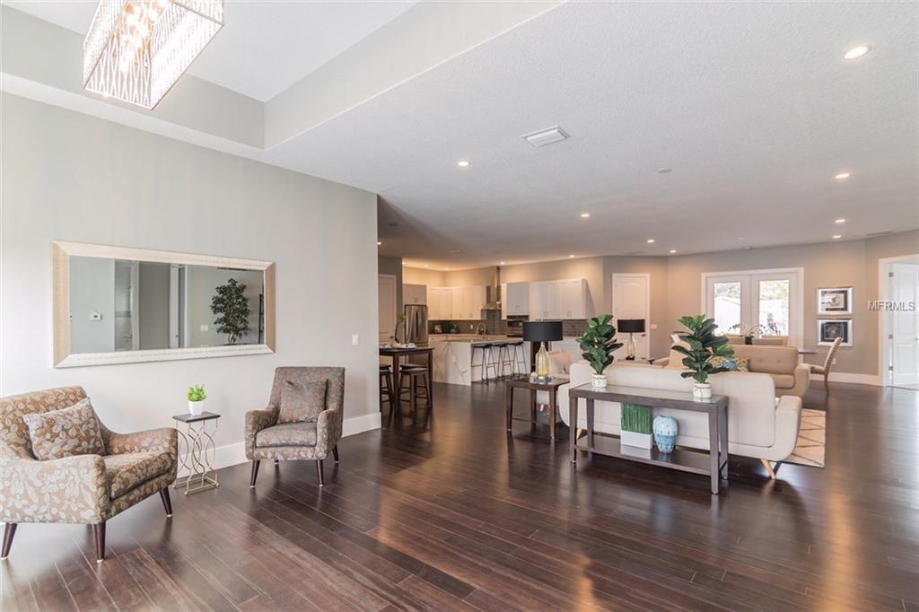 1219 W HARVARD STREET, ORLANDO, Florida 32804, 4 Bedrooms Bedrooms, 10 Rooms Rooms,3 BathroomsBathrooms,Residential,For sale,HARVARD,O5557713