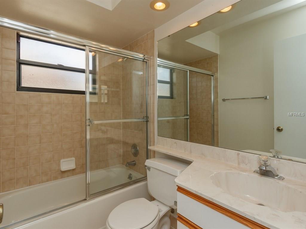 6017 SHORE LINE DRIVE, ORLANDO, Florida 32819, 4 Bedrooms Bedrooms, 5 Rooms Rooms,3 BathroomsBathrooms,Residential,For sale,SHORE LINE,O5559284