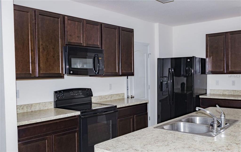 10525 RHODINE RD, RIVERVIEW, Florida 33578, 4 Bedrooms Bedrooms, 7 Rooms Rooms,2 BathroomsBathrooms,Residential,For sale,RHODINE RD,T2927925