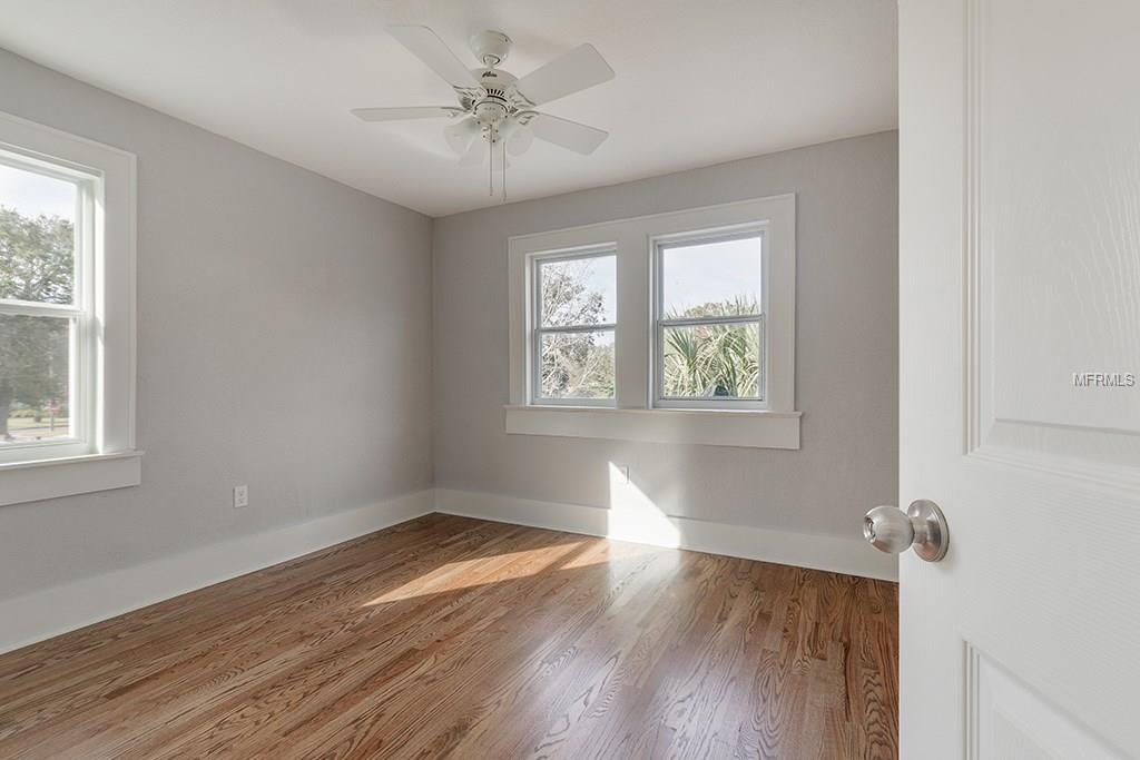 720 W KENTUCKY AVENUE, TAMPA, Florida 33603, 4 Bedrooms Bedrooms, 4 Rooms Rooms,3 BathroomsBathrooms,Residential,For sale,KENTUCKY,U7847344