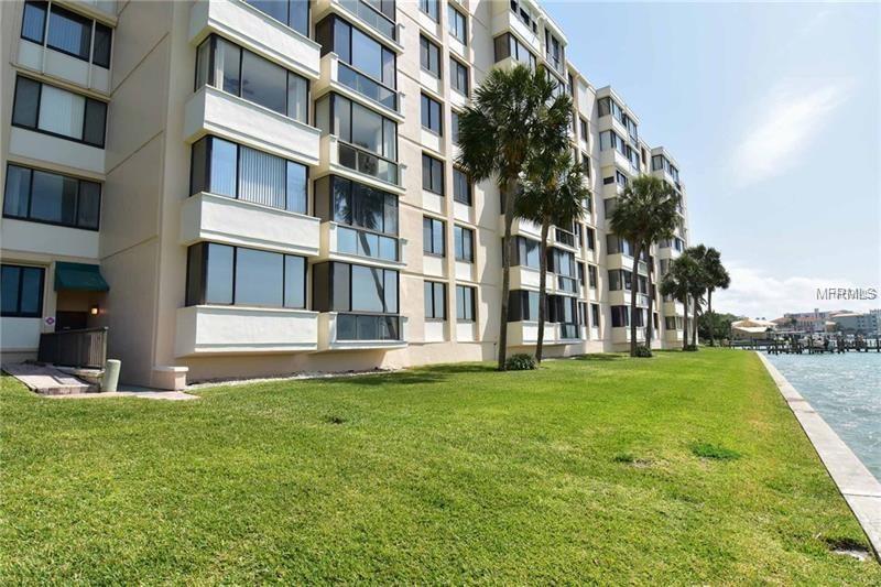 644 ISLAND WAY, CLEARWATER BEACH, Florida 33767, 2 Bedrooms Bedrooms, 5 Rooms Rooms,2 BathroomsBathrooms,Residential,For sale,ISLAND,U7831590