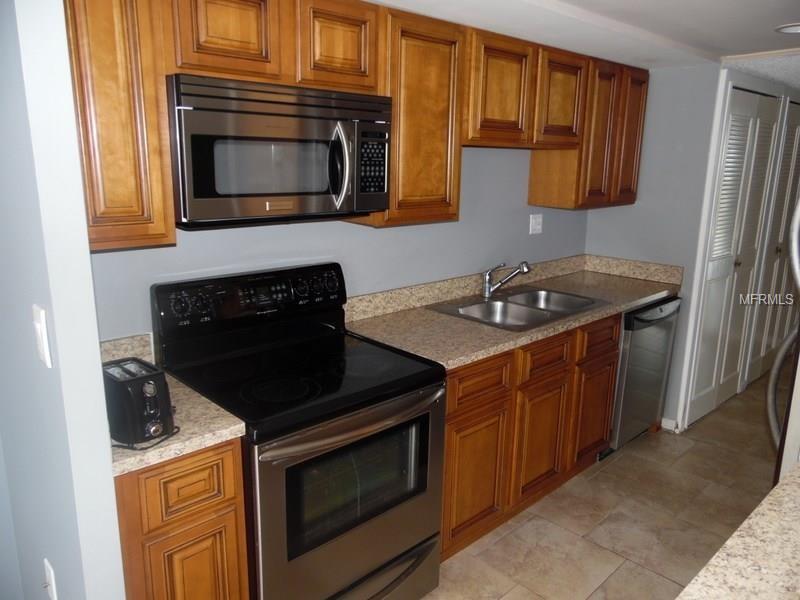 644 ISLAND WAY, CLEARWATER BEACH, Florida 33767, 2 Bedrooms Bedrooms, 5 Rooms Rooms,2 BathroomsBathrooms,Residential,For sale,ISLAND,U7831590