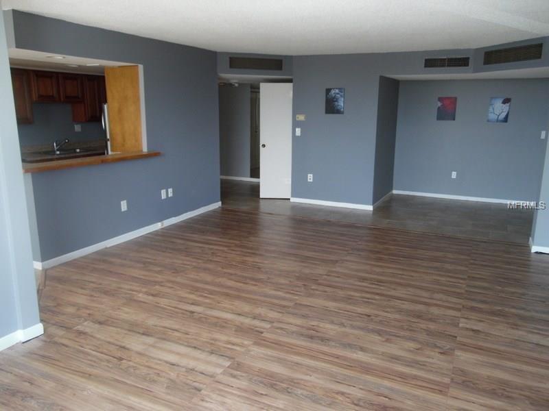 644 ISLAND WAY, CLEARWATER BEACH, Florida 33767, 2 Bedrooms Bedrooms, 5 Rooms Rooms,2 BathroomsBathrooms,Residential,For sale,ISLAND,U7831590