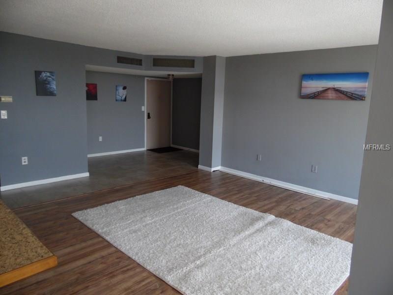 644 ISLAND WAY, CLEARWATER BEACH, Florida 33767, 2 Bedrooms Bedrooms, 5 Rooms Rooms,2 BathroomsBathrooms,Residential,For sale,ISLAND,U7831590