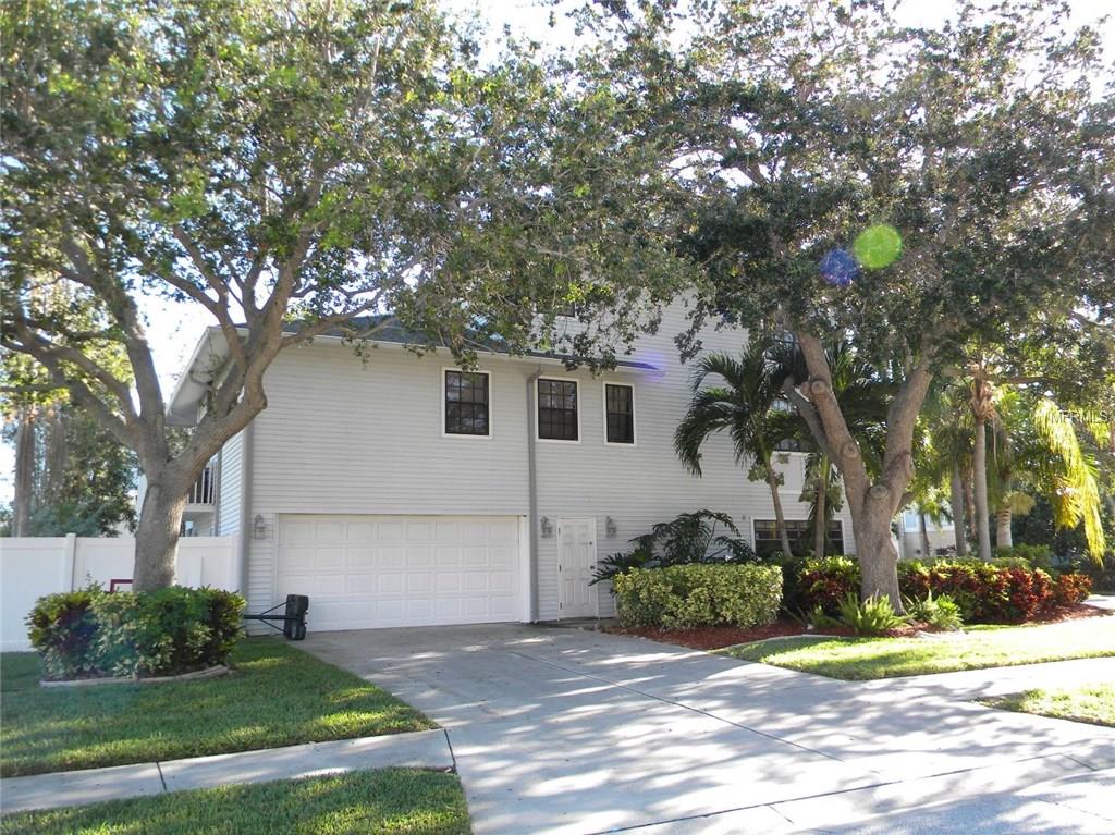 5926 BAYVIEW CIRCLE S, GULFPORT, Florida 33707, 3 Bedrooms Bedrooms, 9 Rooms Rooms,2 BathroomsBathrooms,Residential,For sale,BAYVIEW,U7836587