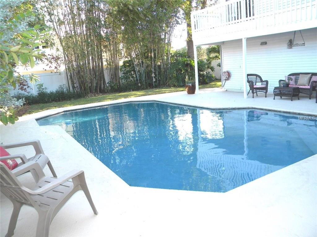 5926 BAYVIEW CIRCLE S, GULFPORT, Florida 33707, 3 Bedrooms Bedrooms, 9 Rooms Rooms,2 BathroomsBathrooms,Residential,For sale,BAYVIEW,U7836587