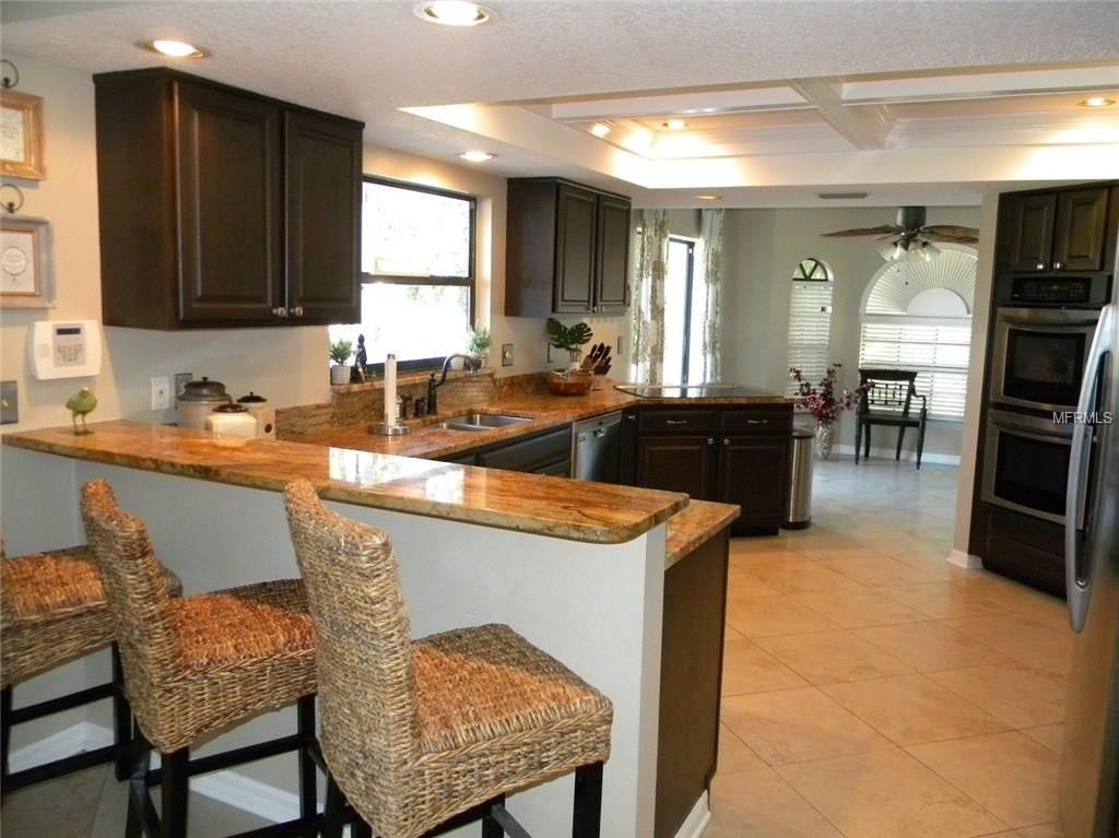 5926 BAYVIEW CIRCLE S, GULFPORT, Florida 33707, 3 Bedrooms Bedrooms, 9 Rooms Rooms,2 BathroomsBathrooms,Residential,For sale,BAYVIEW,U7836587