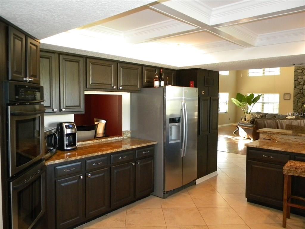 5926 BAYVIEW CIRCLE S, GULFPORT, Florida 33707, 3 Bedrooms Bedrooms, 9 Rooms Rooms,2 BathroomsBathrooms,Residential,For sale,BAYVIEW,U7836587