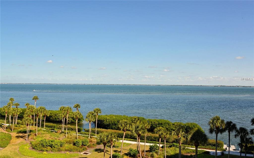 2110 HARBOURSIDE DRIVE, LONGBOAT KEY, Florida 34228, 3 Bedrooms Bedrooms, 8 Rooms Rooms,2 BathroomsBathrooms,Residential,For sale,HARBOURSIDE,A4202777
