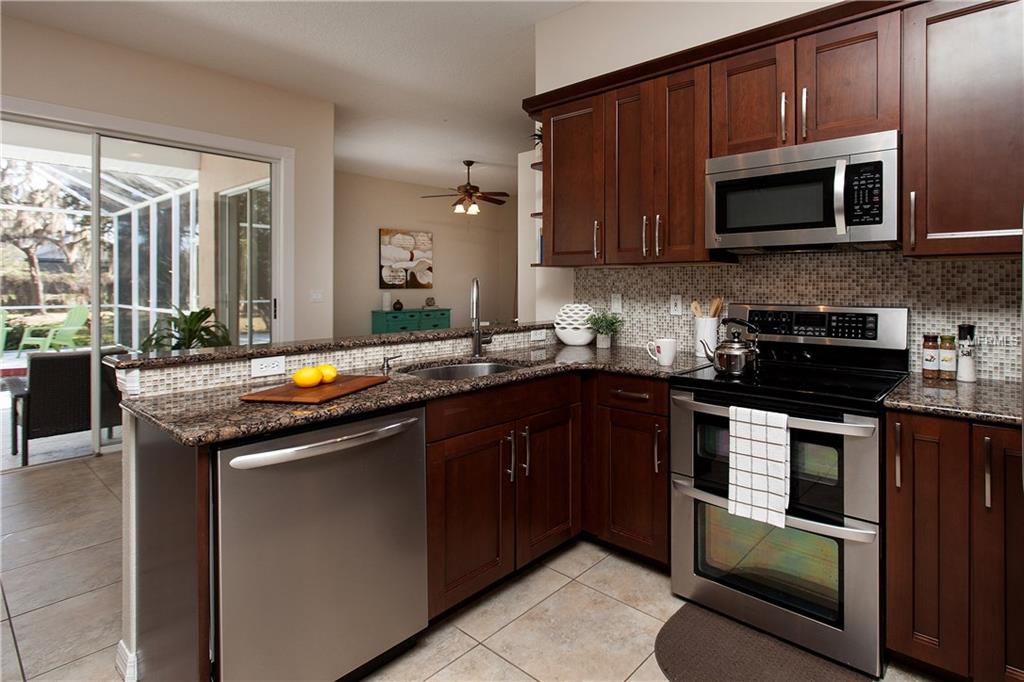 815 128TH STREET NE, BRADENTON, Florida 34212, 4 Bedrooms Bedrooms, 8 Rooms Rooms,3 BathroomsBathrooms,Residential,For sale,128TH,U7842102