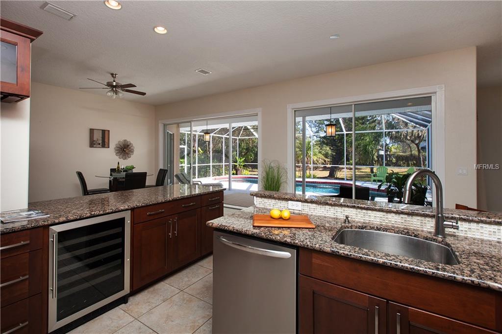 815 128TH STREET NE, BRADENTON, Florida 34212, 4 Bedrooms Bedrooms, 8 Rooms Rooms,3 BathroomsBathrooms,Residential,For sale,128TH,U7842102