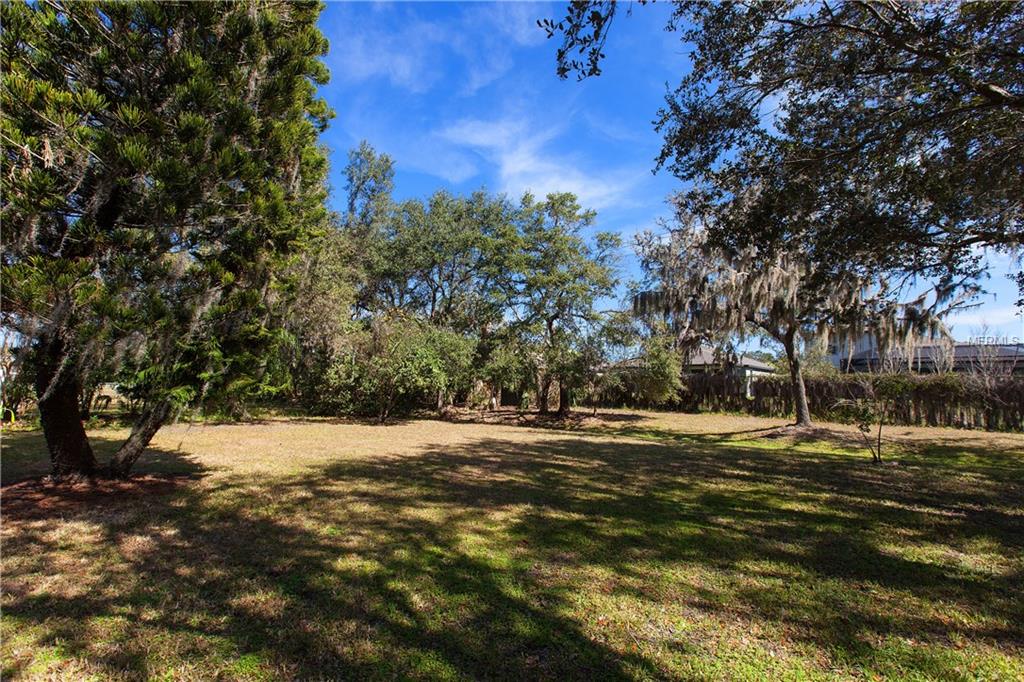 815 128TH STREET NE, BRADENTON, Florida 34212, 4 Bedrooms Bedrooms, 8 Rooms Rooms,3 BathroomsBathrooms,Residential,For sale,128TH,U7842102