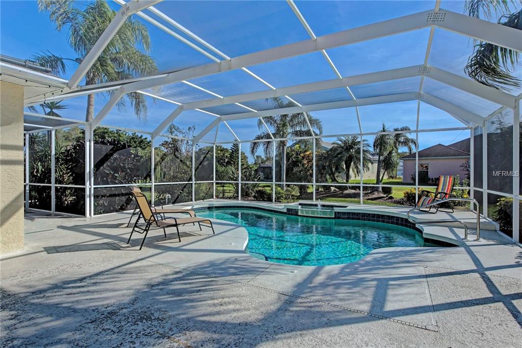 6722 PLEASANT HILL ROAD, BRADENTON, Florida 34203, 3 Bedrooms Bedrooms, 5 Rooms Rooms,2 BathroomsBathrooms,Residential,For sale,PLEASANT HILL,A4206409