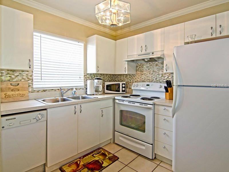 2850 GULF OF MEXICO DRIVE, LONGBOAT KEY, Florida 34228, 1 Bedroom Bedrooms, 3 Rooms Rooms,1 BathroomBathrooms,Residential,For sale,GULF OF MEXICO,A4207591