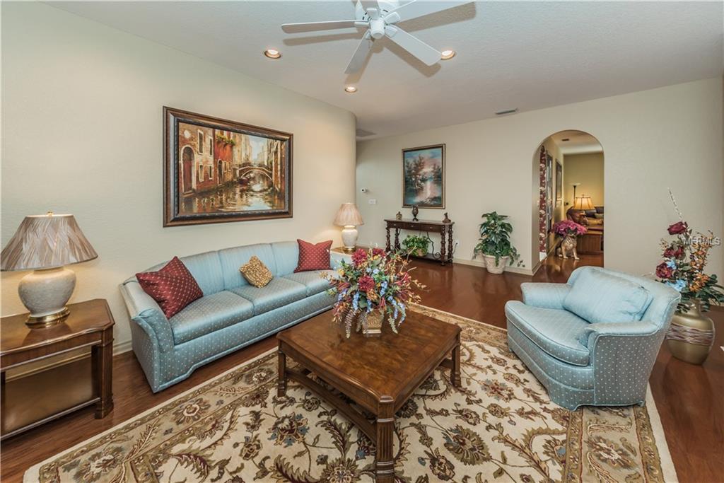 PALM HARBOR, Florida 34685, 2 Bedrooms Bedrooms, 5 Rooms Rooms,2 BathroomsBathrooms,Residential,For sale,U7846314