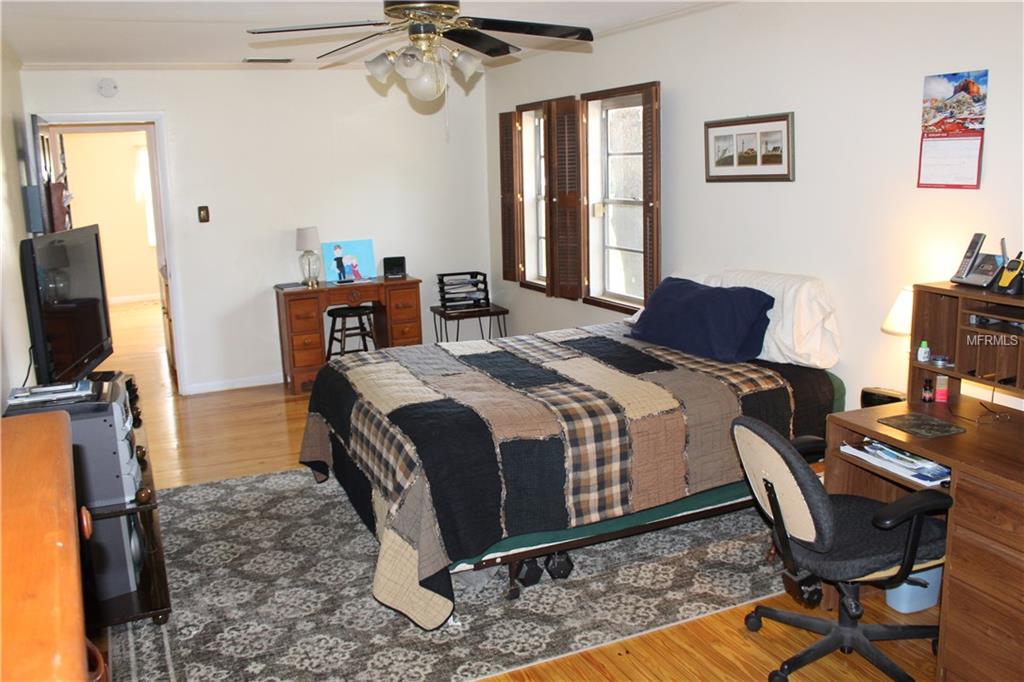 6207 N FLORA VISTA AVENUE, TAMPA, Florida 33604, 3 Bedrooms Bedrooms, 7 Rooms Rooms,3 BathroomsBathrooms,Residential,For sale,FLORA VISTA,T2927283