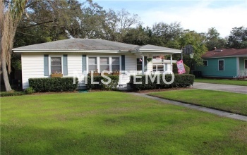 6207 N FLORA VISTA AVENUE, TAMPA, Florida 33604, 3 Bedrooms Bedrooms, 7 Rooms Rooms,3 BathroomsBathrooms,Residential,For sale,FLORA VISTA,T2927283