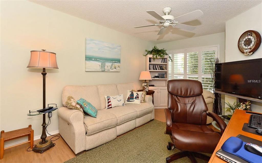 803 AUDUBON DRIVE, BRADENTON, Florida 34209, 2 Bedrooms Bedrooms, 5 Rooms Rooms,2 BathroomsBathrooms,Residential,For sale,AUDUBON,A4209550