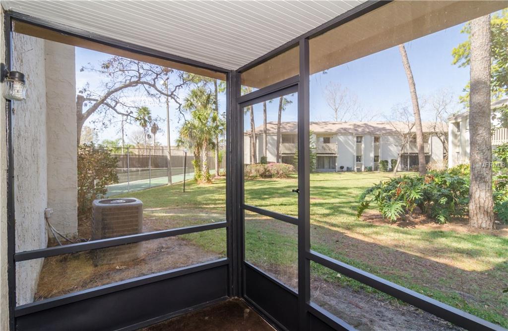 170 SPRINGWOOD CIRCLE, LONGWOOD, Florida 32750, 2 Bedrooms Bedrooms, 6 Rooms Rooms,2 BathroomsBathrooms,Residential,For sale,SPRINGWOOD,O5561327