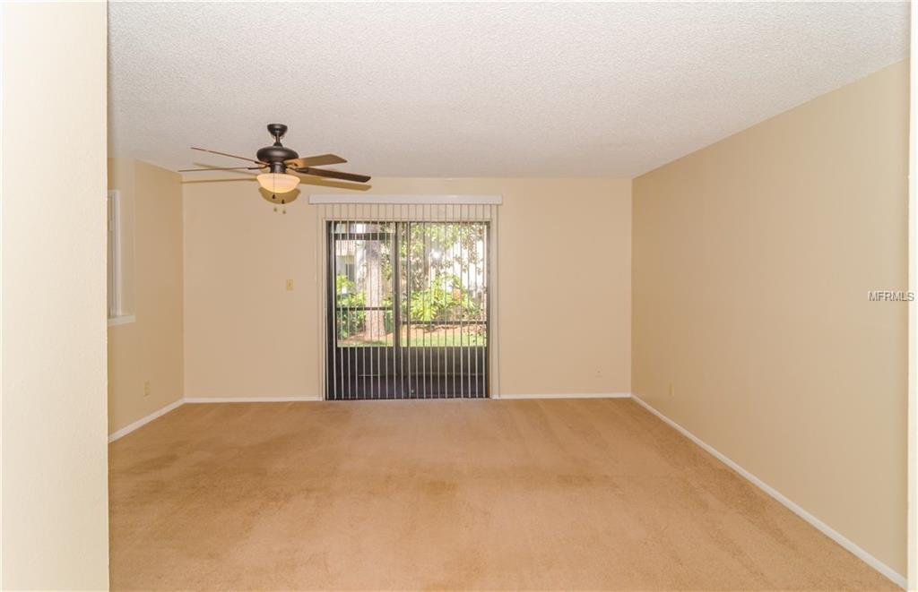 170 SPRINGWOOD CIRCLE, LONGWOOD, Florida 32750, 2 Bedrooms Bedrooms, 6 Rooms Rooms,2 BathroomsBathrooms,Residential,For sale,SPRINGWOOD,O5561327