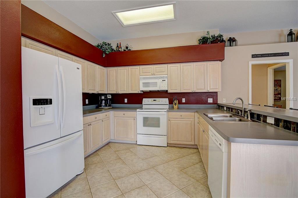 602 CRYSTAL CLEAR LN, LUTZ, Florida 33548, 4 Bedrooms Bedrooms, 13 Rooms Rooms,3 BathroomsBathrooms,Residential,For sale,CRYSTAL CLEAR LN,A4210007