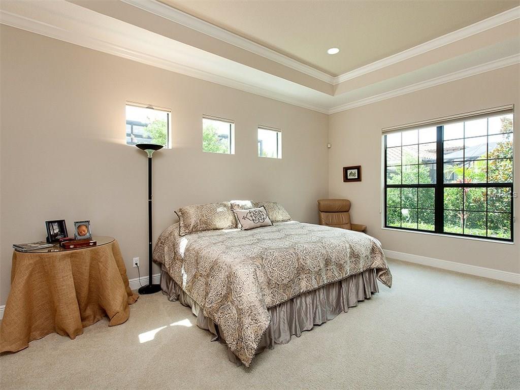 14212 KINGLET TERRACE, LAKEWOOD RANCH, Florida 34202, 3 Bedrooms Bedrooms, 11 Rooms Rooms,2 BathroomsBathrooms,Residential,For sale,KINGLET,A4191978