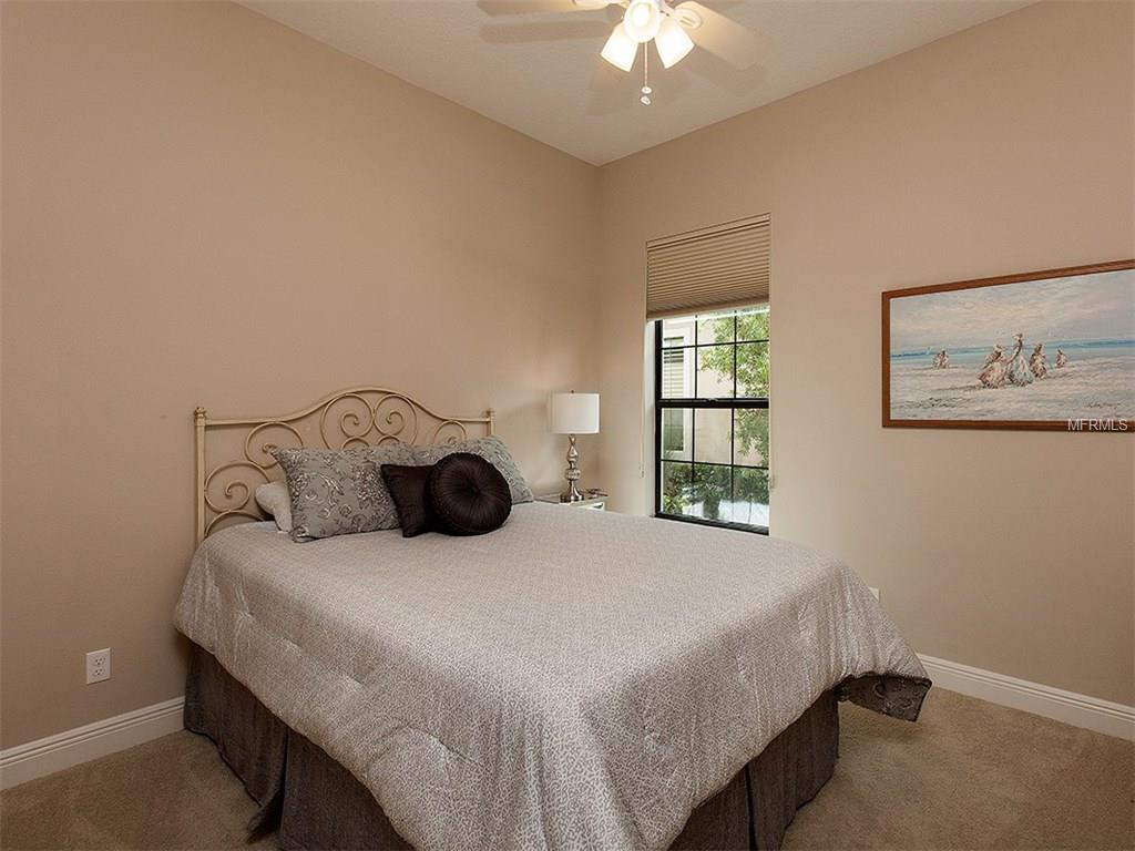 14212 KINGLET TERRACE, LAKEWOOD RANCH, Florida 34202, 3 Bedrooms Bedrooms, 11 Rooms Rooms,2 BathroomsBathrooms,Residential,For sale,KINGLET,A4191978