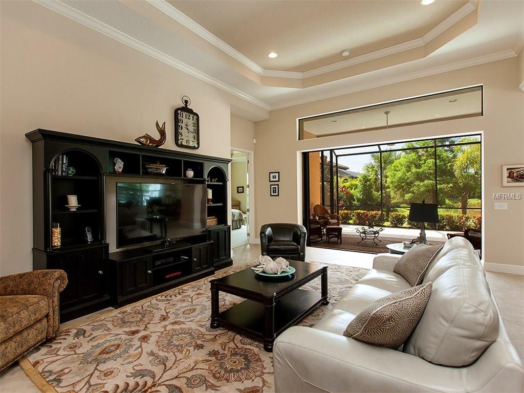 14212 KINGLET TERRACE, LAKEWOOD RANCH, Florida 34202, 3 Bedrooms Bedrooms, 11 Rooms Rooms,2 BathroomsBathrooms,Residential,For sale,KINGLET,A4191978