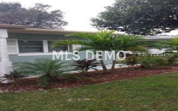 12211 106 STREET, LARGO, Florida 33773, 2 Bedrooms Bedrooms, 3 Rooms Rooms,1 BathroomBathrooms,Residential,For sale,106,U7831596