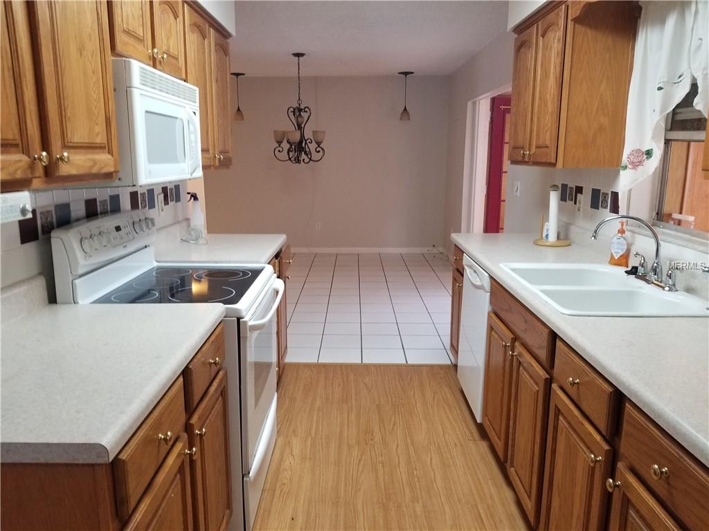 2204 PAVILION PLACE, BRANDON, Florida 33511, 3 Bedrooms Bedrooms, 7 Rooms Rooms,2 BathroomsBathrooms,Residential,For sale,PAVILION,T2915741