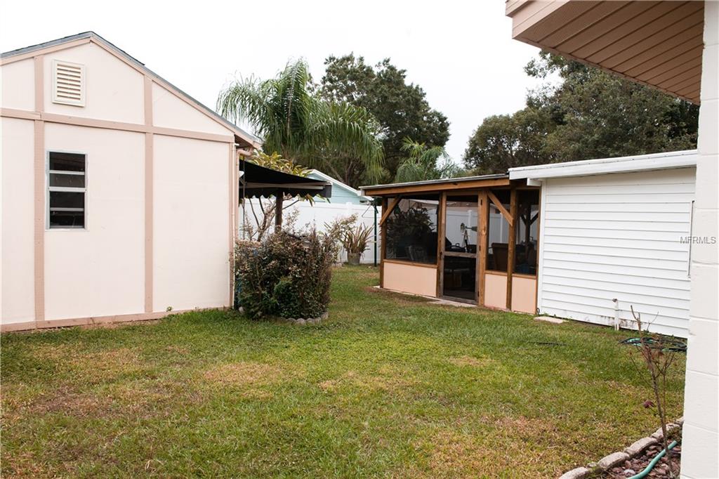 2204 PAVILION PLACE, BRANDON, Florida 33511, 3 Bedrooms Bedrooms, 7 Rooms Rooms,2 BathroomsBathrooms,Residential,For sale,PAVILION,T2915741