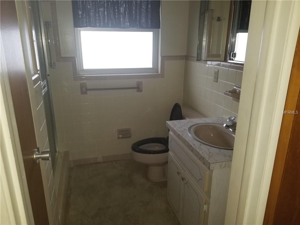 10527 86TH AVENUE, SEMINOLE, Florida 33772, 3 Bedrooms Bedrooms, 6 Rooms Rooms,3 BathroomsBathrooms,Residential,For sale,86TH,U7841070