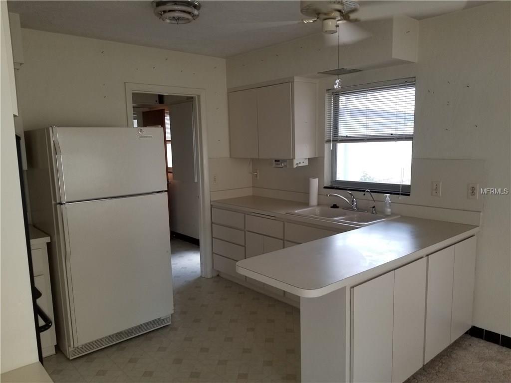 10527 86TH AVENUE, SEMINOLE, Florida 33772, 3 Bedrooms Bedrooms, 6 Rooms Rooms,3 BathroomsBathrooms,Residential,For sale,86TH,U7841070