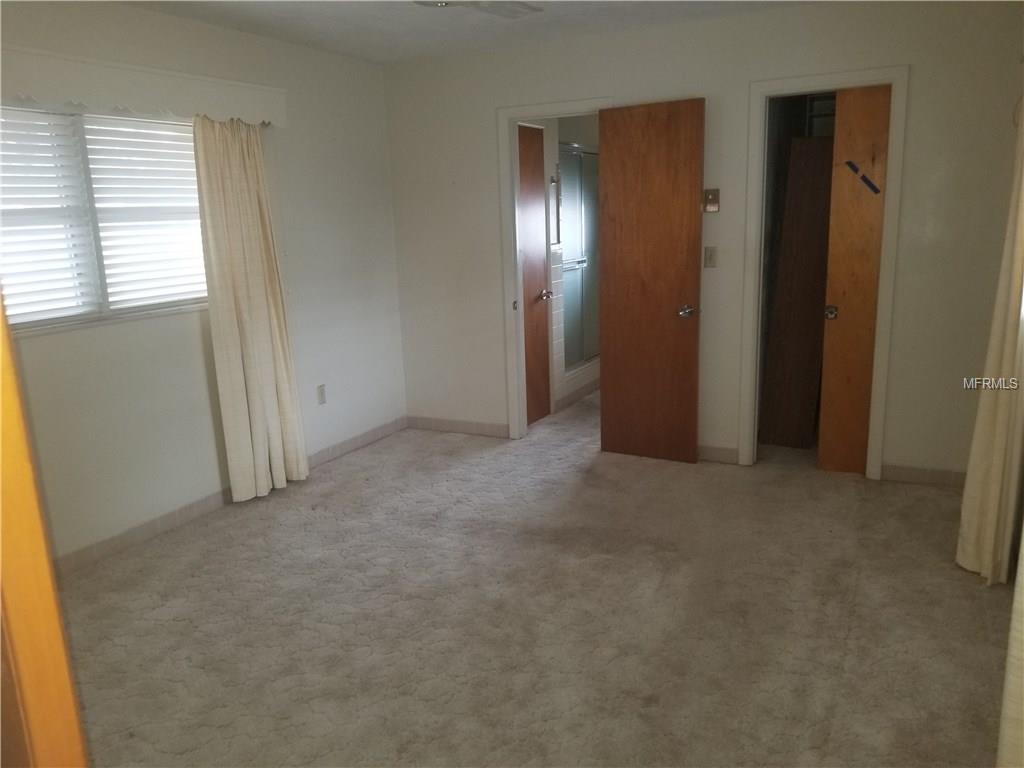 10527 86TH AVENUE, SEMINOLE, Florida 33772, 3 Bedrooms Bedrooms, 6 Rooms Rooms,3 BathroomsBathrooms,Residential,For sale,86TH,U7841070