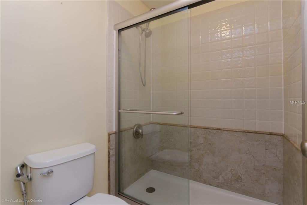 7244 HAWKSNEST BOULEVARD, ORLANDO, Florida 32835, 3 Bedrooms Bedrooms, 6 Rooms Rooms,2 BathroomsBathrooms,Residential,For sale,HAWKSNEST,O5555636