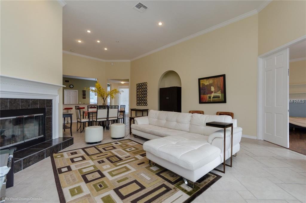 7244 HAWKSNEST BOULEVARD, ORLANDO, Florida 32835, 3 Bedrooms Bedrooms, 6 Rooms Rooms,2 BathroomsBathrooms,Residential,For sale,HAWKSNEST,O5555636