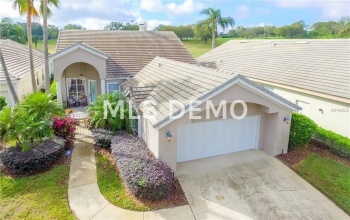 7244 HAWKSNEST BOULEVARD, ORLANDO, Florida 32835, 3 Bedrooms Bedrooms, 6 Rooms Rooms,2 BathroomsBathrooms,Residential,For sale,HAWKSNEST,O5555636